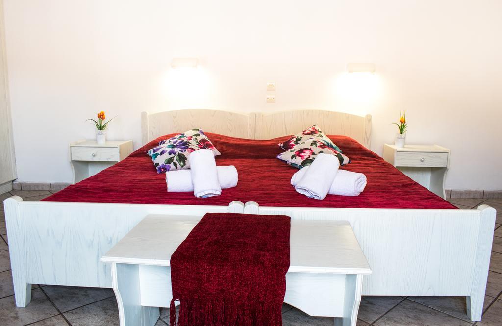 Apart Hotel Blumarin Агиос Гордиос Екстериор снимка